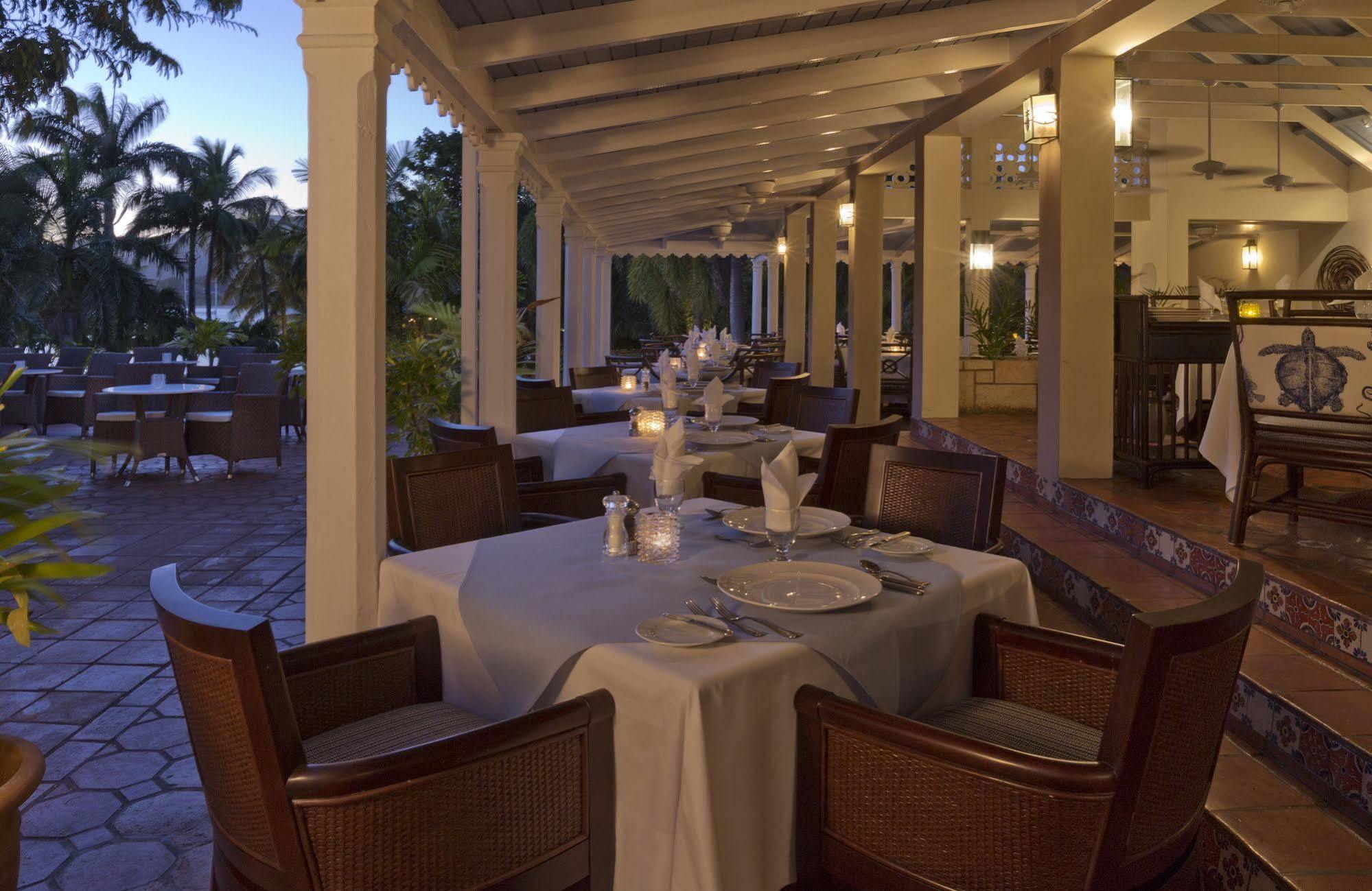 Hotel Curtain Bluff Old Road Exterior foto